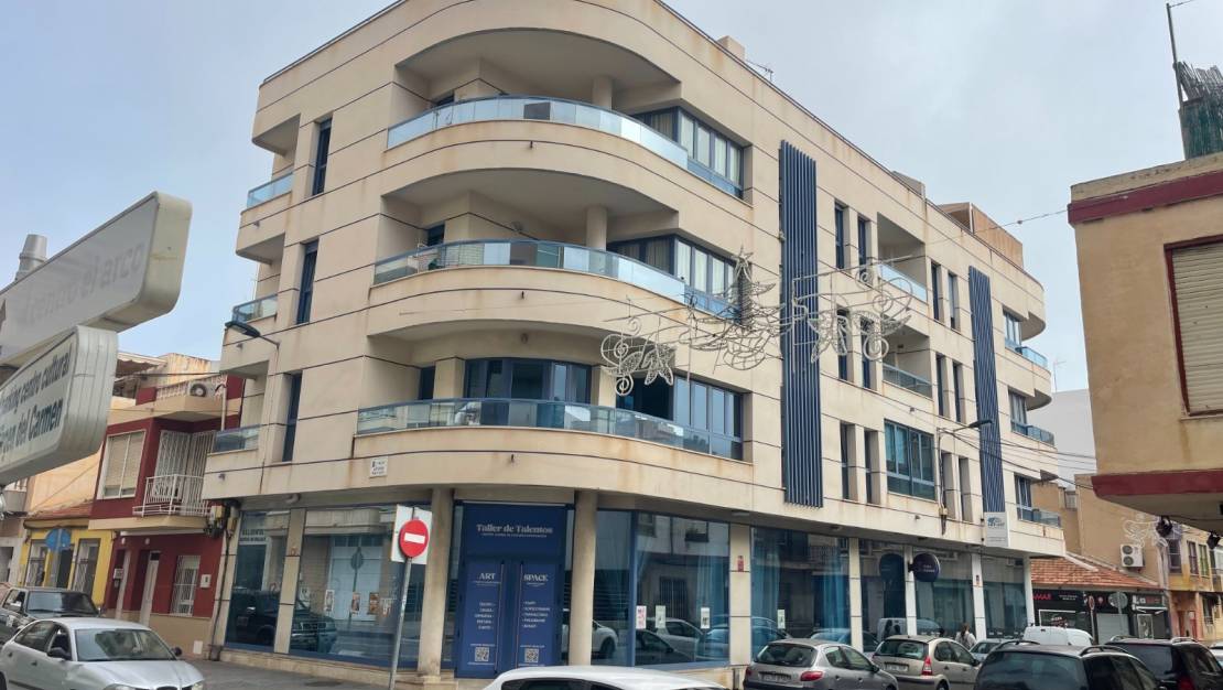 Long term Rental - Commercial - Torrevieja - Centro