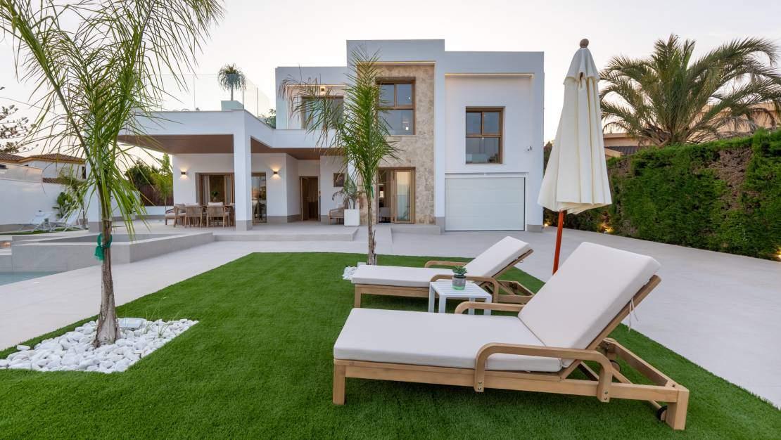 Nueva construcción  - Chalet - Orihuela Costa