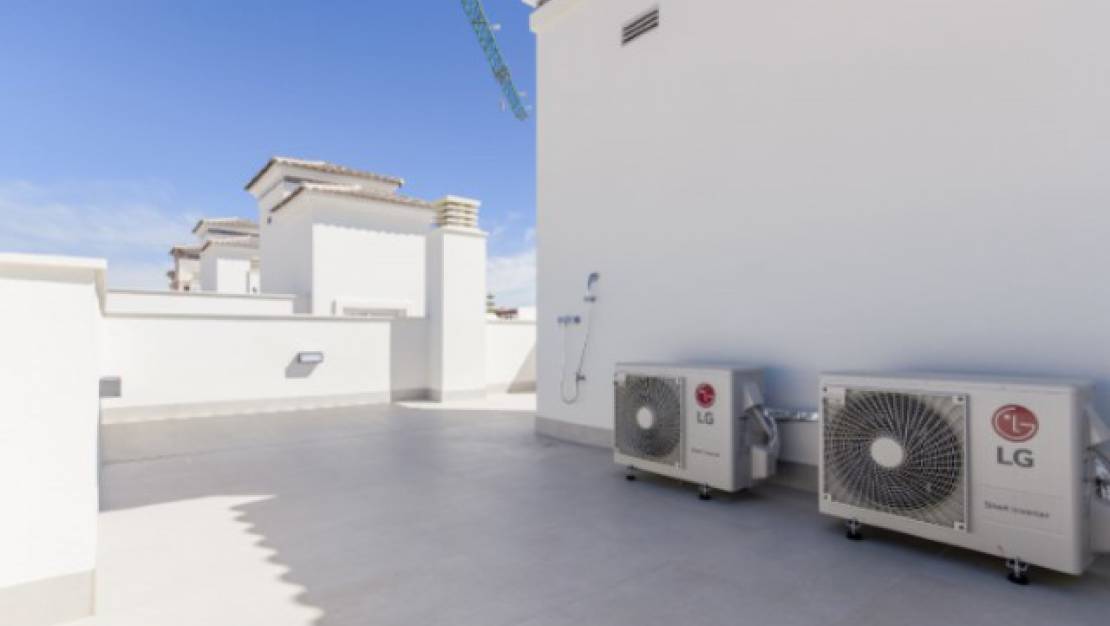 Nueva construcción  - Chalet - Torrevieja - Centro