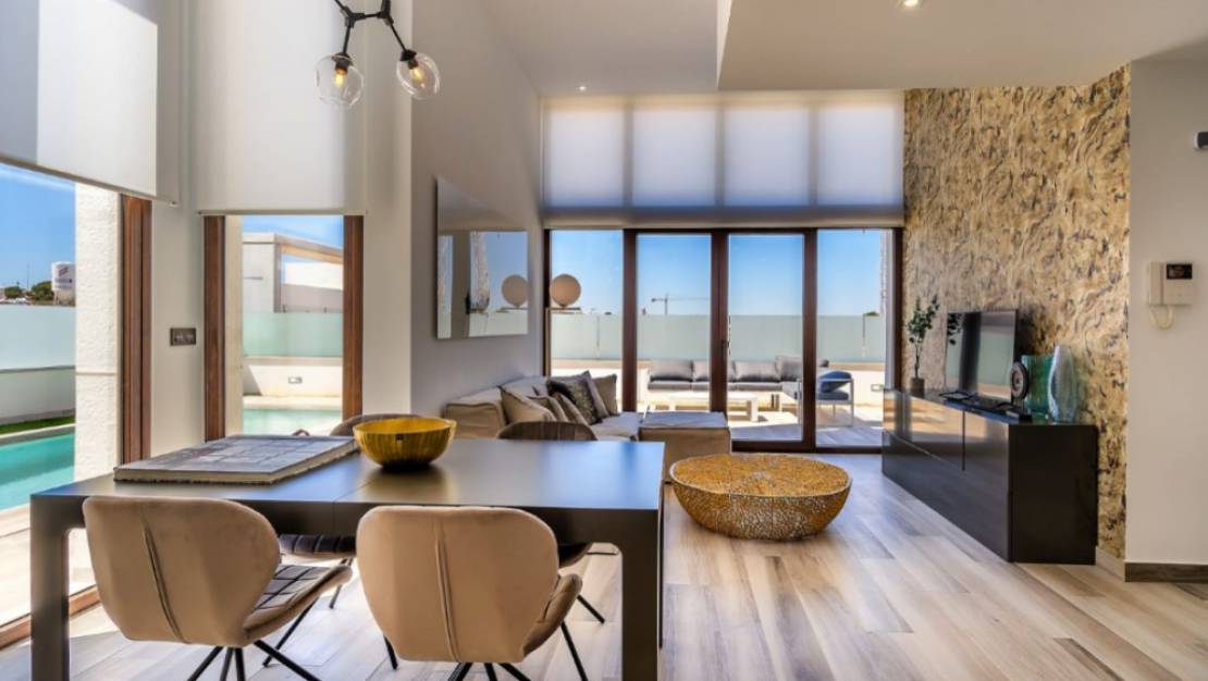 Nueva construcción  - Chalet - Torrevieja - La Siesta - El Salado -  Torreta