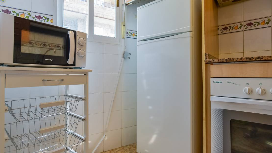 Resale - Apartment - Torrevieja - Playa del Cura