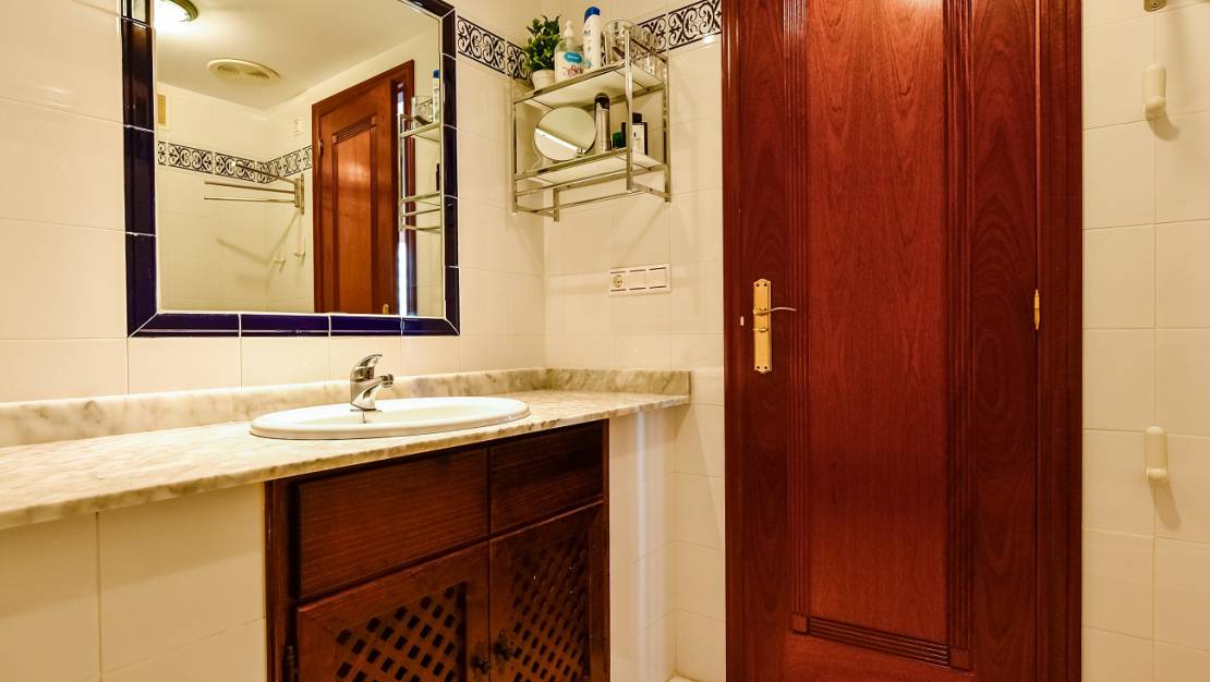 Venta - Apartamento - Torrevieja - Playa de los Locos