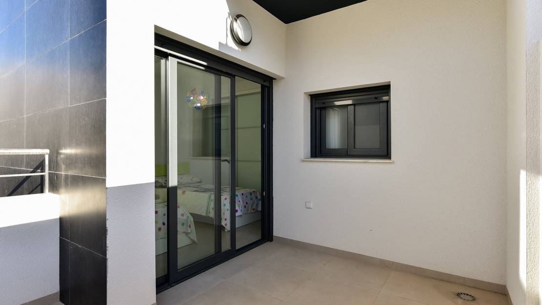 Venta - Casa adosada / Duplex - Orihuela Costa - Villamartín