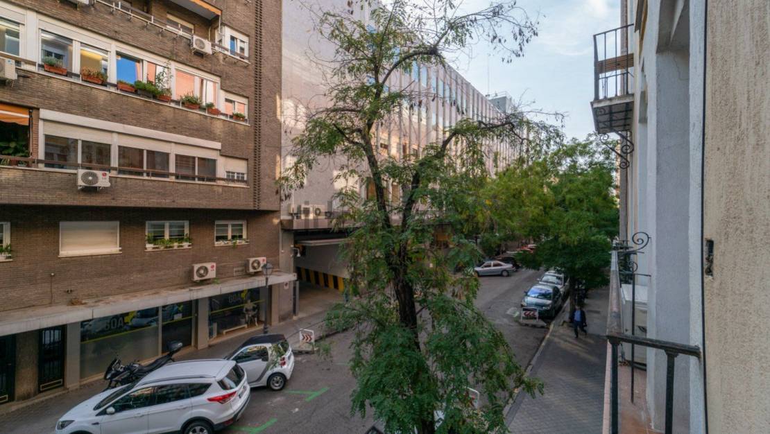 Вторичная - Апартаменты - Мадрид - Сьюдад Линеаль