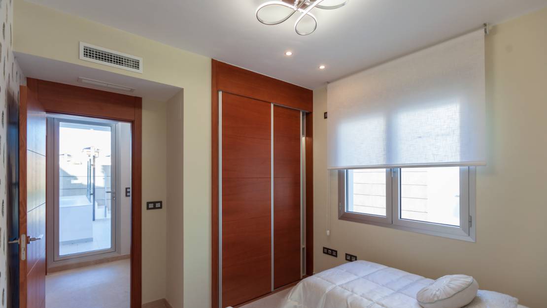 Вторичная - Вилла - Guardamar del Segura - Urbanizaciones